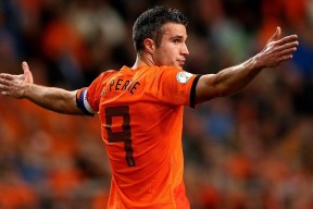 JIUYOU GAMING-“英超战火不断，夺冠队伍展开新一轮角逐”，英超争冠