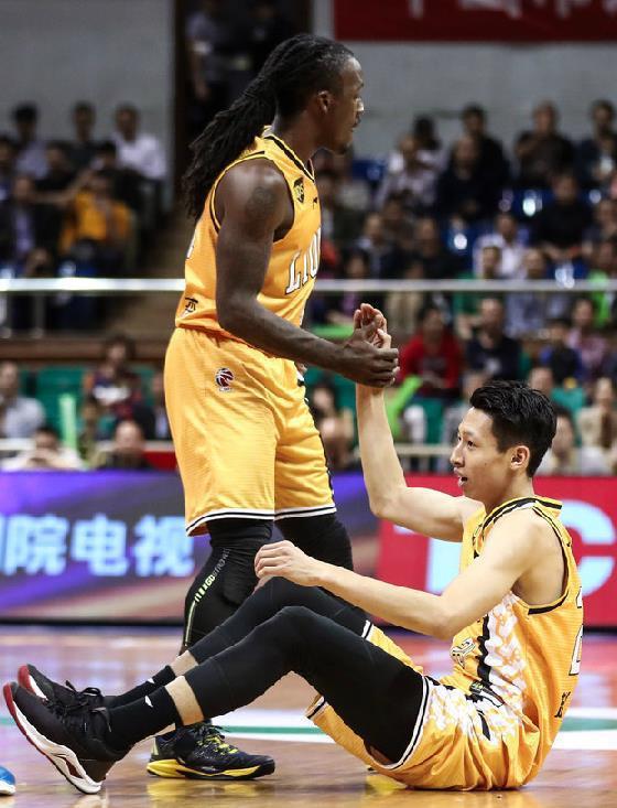 包含【投手轮换利器】新规定如何影响比赛局势？的词条