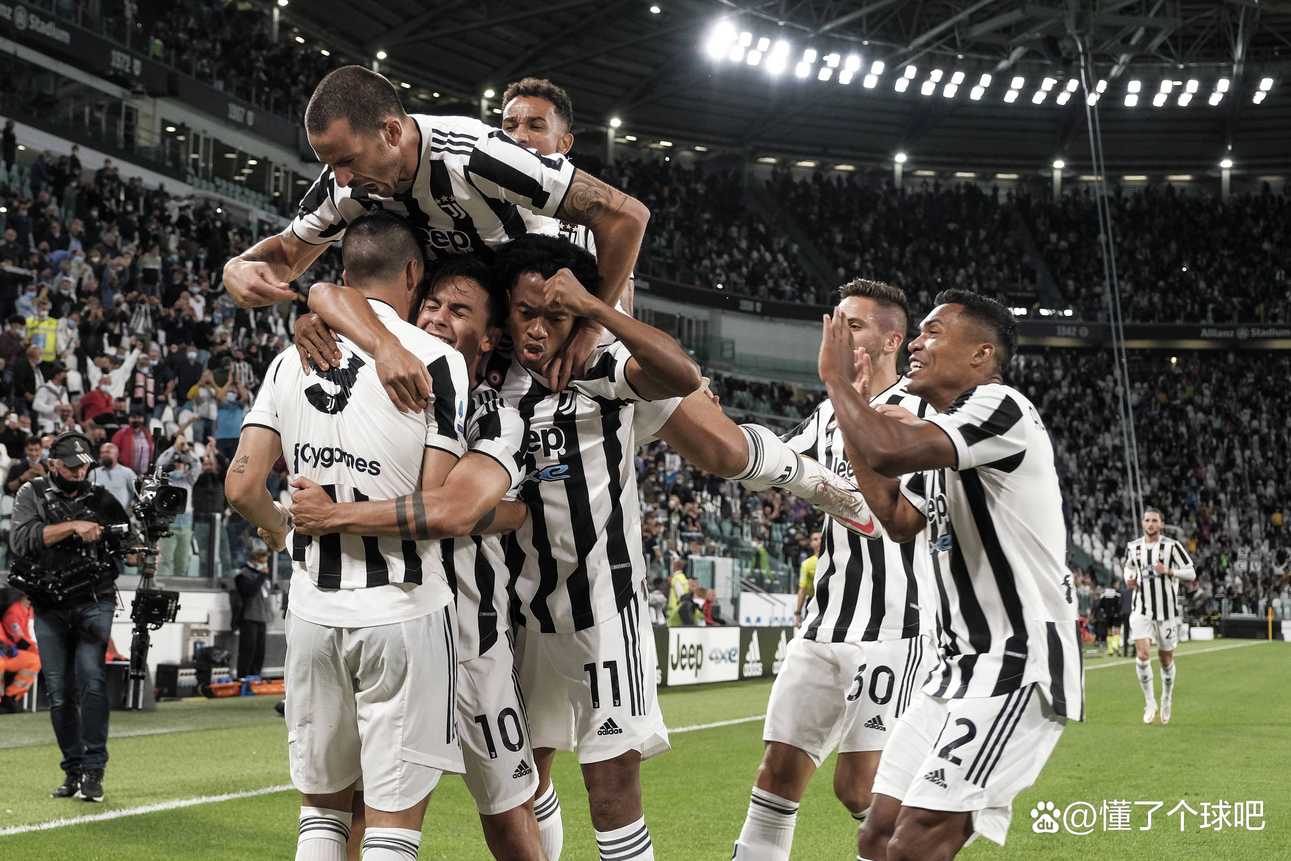 九游(jiuyou)官方网站-英超焦点战，比分3-2，绝杀球由前锋艾伦打入，控球率65%，射门次数21次的简单介绍