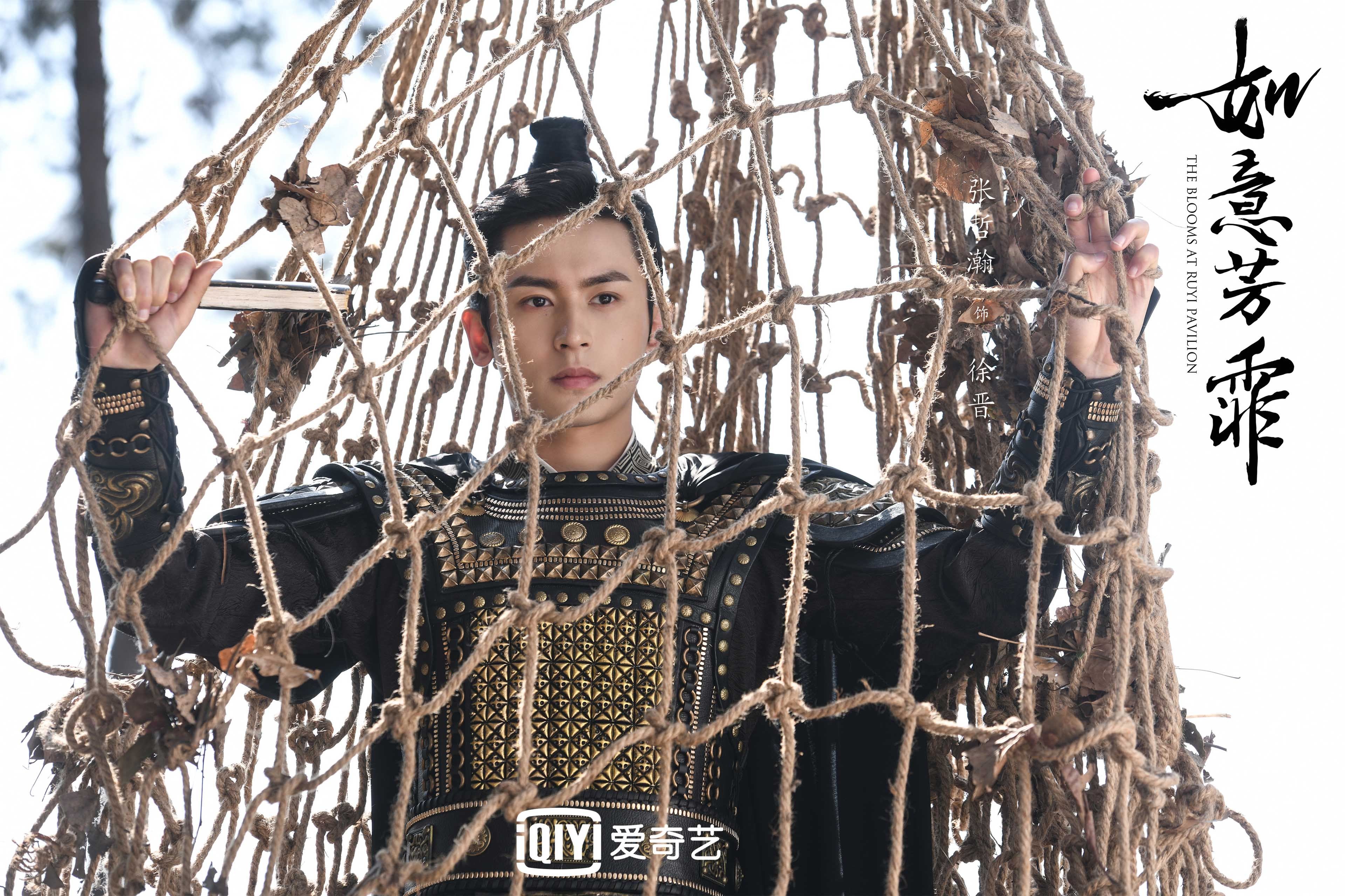 球场“坚若金刚”般的防线，让对手无计可施，球场如战场