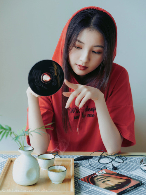 九游娱乐APP-逆转恐惧夜：那些震撼整个欧洲的战斗瞬间，美国恐怖片逆转